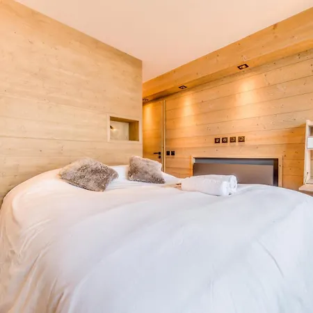 Phoenix - 2 Pieces 5 Personnes 4 Mae-8001 * Tignes